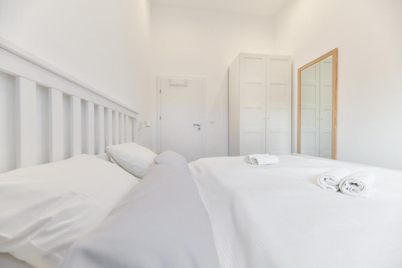 Wonderful Holiday House Bruno With Heated Pool Zadar Extérieur photo