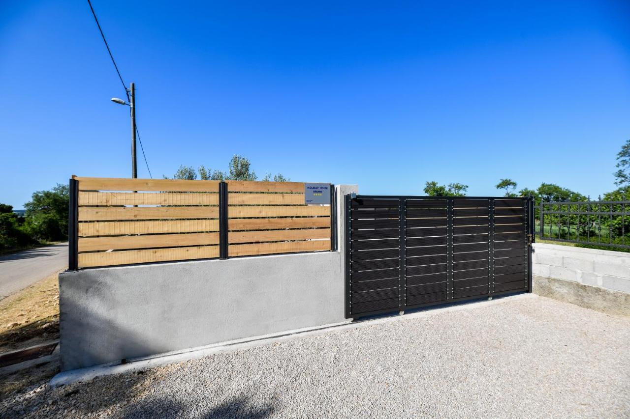 Wonderful Holiday House Bruno With Heated Pool Zadar Extérieur photo