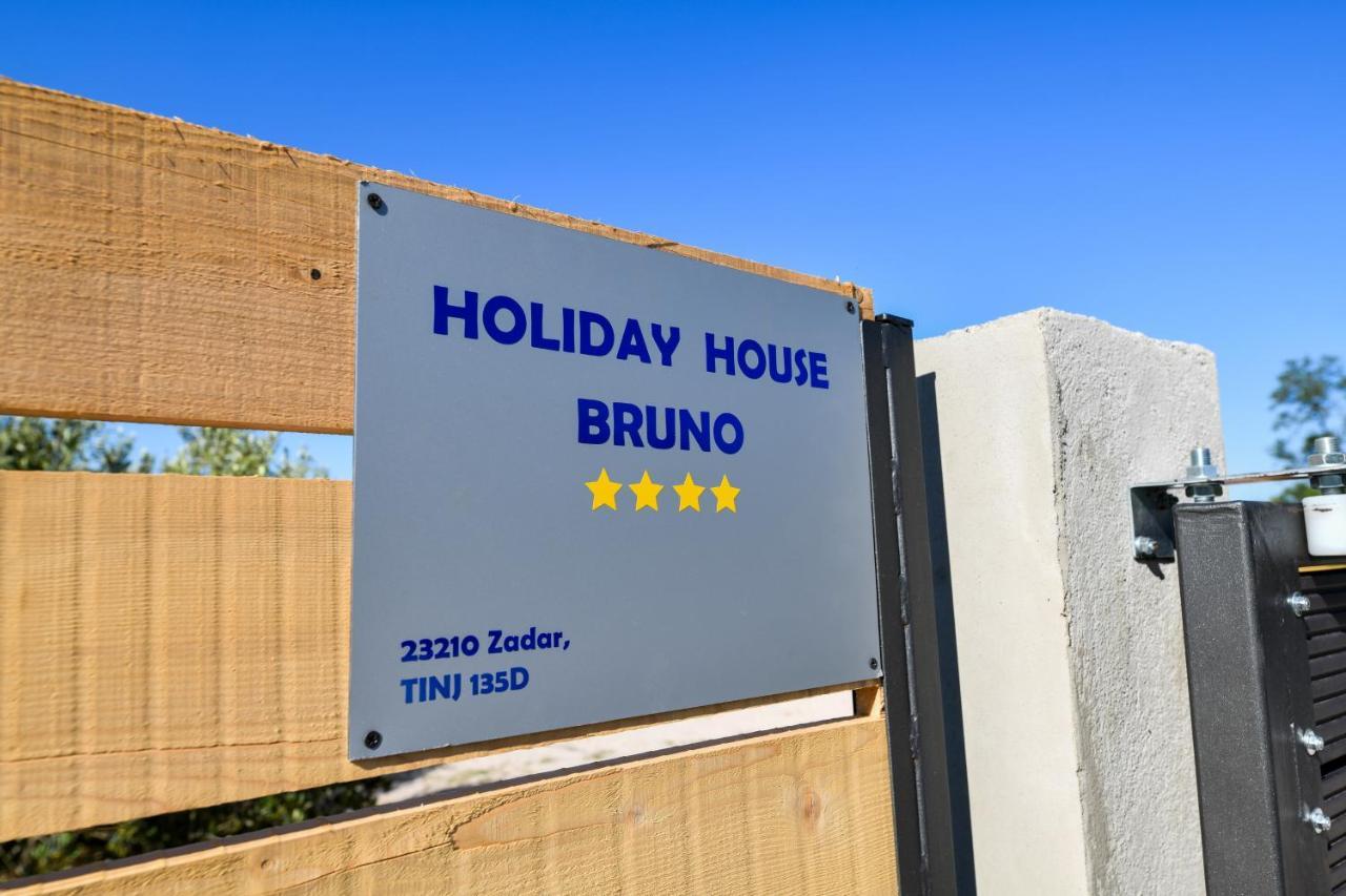 Wonderful Holiday House Bruno With Heated Pool Zadar Extérieur photo
